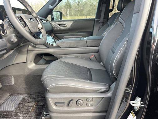 2025 INFINITI QX80 AUTOGRAPH AWD