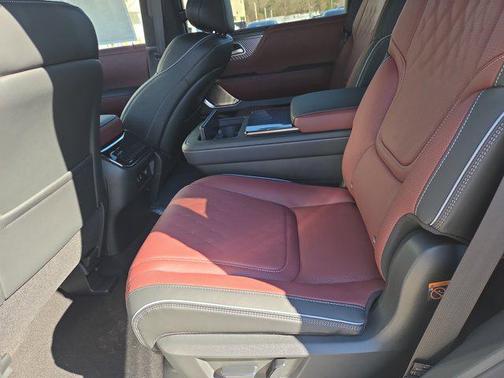 2026 INFINITI QX80 AUTOGRAPH AWD