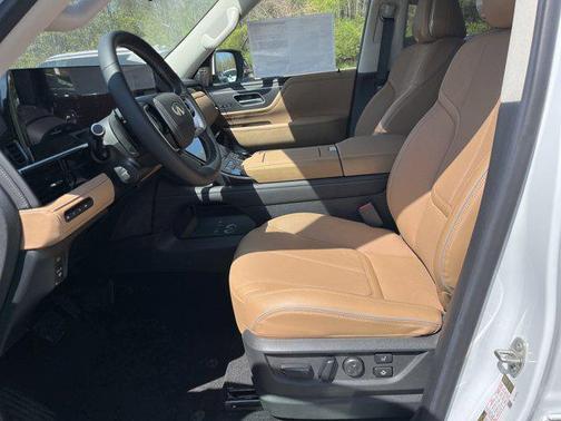 2025 INFINITI QX80 SENSORY AWD