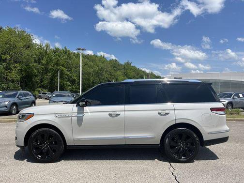 2024 Lincoln Navigator Reserve