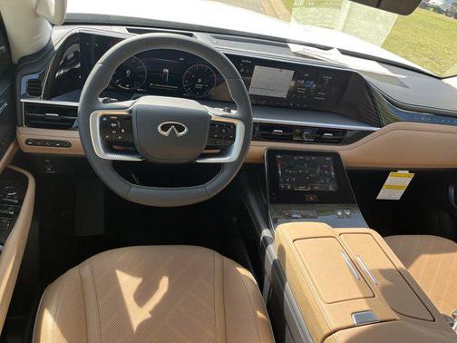 2025 INFINITI QX80 Luxe