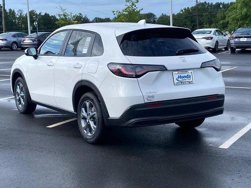 2026 Honda HR-V LX