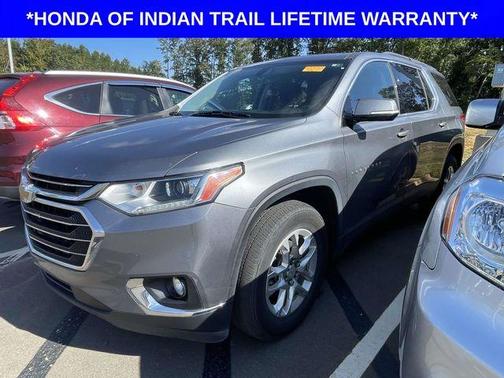 2020 Chevrolet Traverse LT Cloth