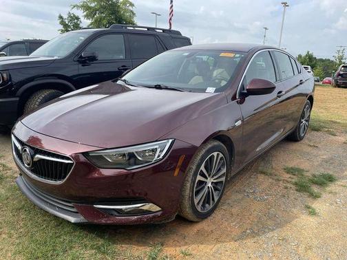 2018 Buick Regal Sportback Preferred II