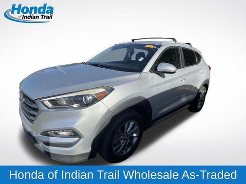 2017 Hyundai TUCSON SE Plus