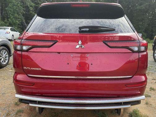 2022 Mitsubishi Outlander ES