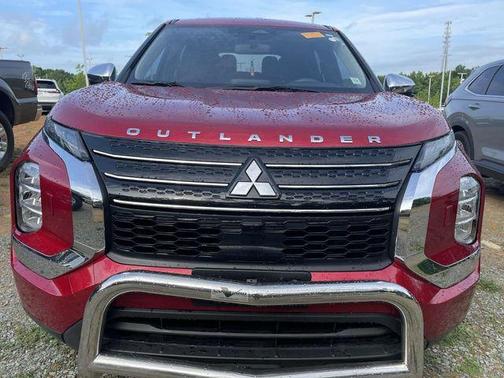 2022 Mitsubishi Outlander ES