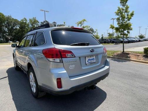 2012 Subaru Outback 2.5i Premium
