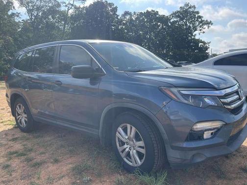 2016 Honda Pilot LX
