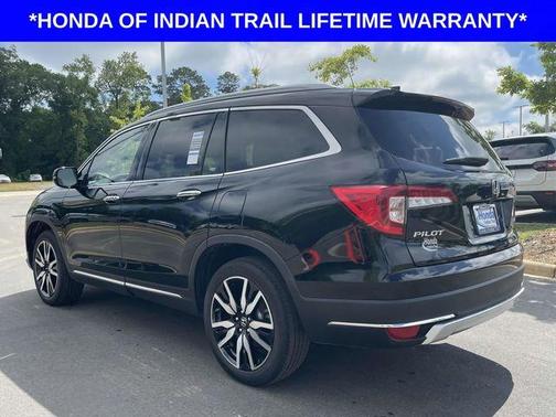 2022 Honda Pilot Touring 7-Passenger