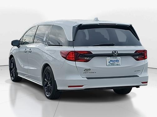 2024 Honda Odyssey 
