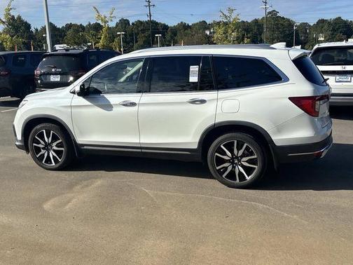 2020 Honda Pilot Touring 8-Passenger