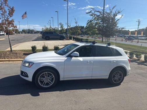 2017 Audi Q5 2.0T Premium Plus