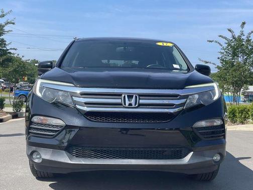 2017 Honda Pilot EX-L w/ Navigation