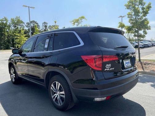 2017 Honda Pilot EX-L w/ Navigation