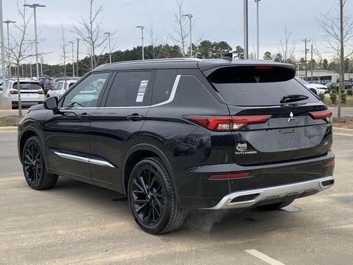 2022 Mitsubishi Outlander SEL
