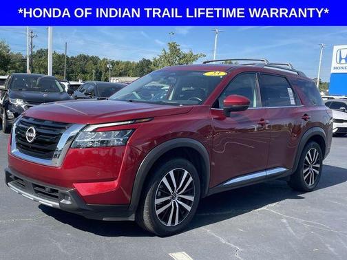 2023 Nissan Pathfinder Platinum