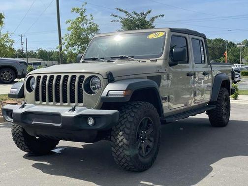 2020 Jeep Gladiator Sport