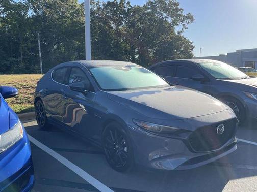 2019 Mazda Mazda3 FWD w/Premium Package