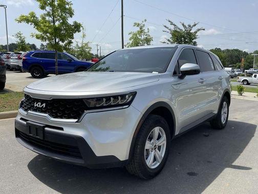 2022 Kia Sorento LX