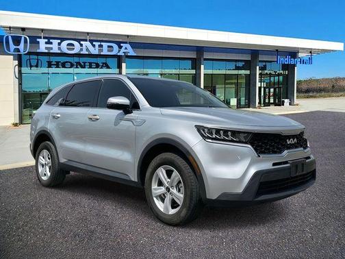 2022 Kia Sorento LX