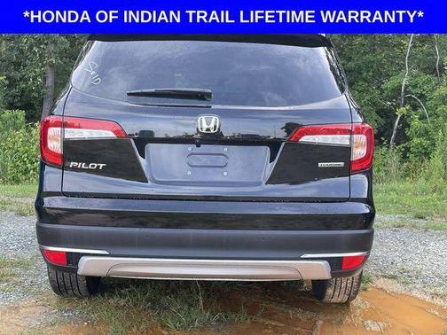 2022 Honda Pilot Touring 7-Passenger