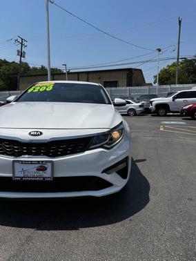 2019 Kia Optima LX