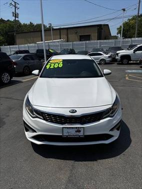 2019 Kia Optima LX
