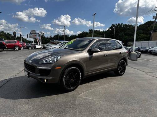 2016 Porsche Cayenne S