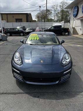 2014 Porsche Panamera 4
