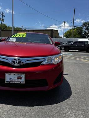 2014 Toyota Camry LE