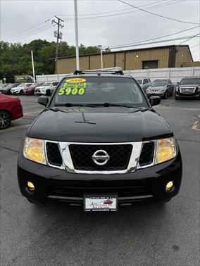 2008 Nissan Pathfinder SE