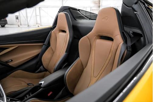 2024 McLaren 750S Spider