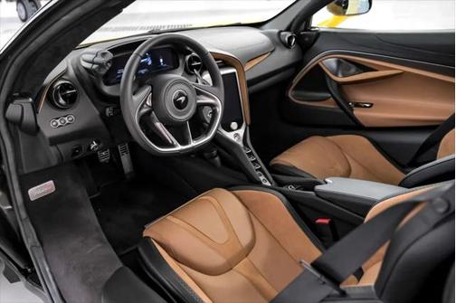 2024 McLaren 750S Spider