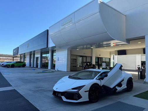 2024 Lamborghini Revuelto Coupe
