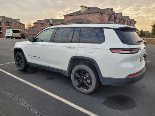 2023 Jeep Grand Cherokee L Altitude