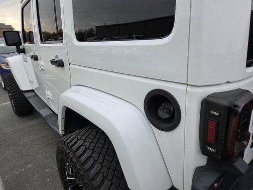 2012 Jeep Wrangler Unlimited Sahara