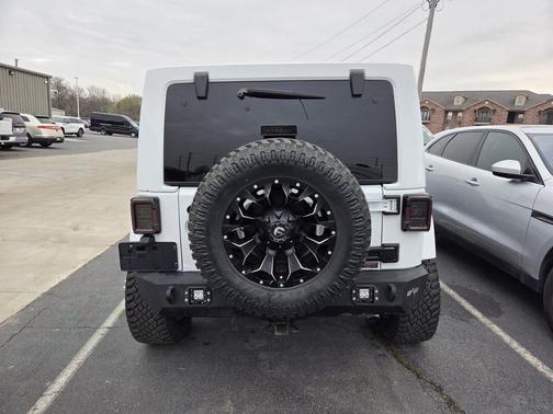 2012 Jeep Wrangler Unlimited Sahara