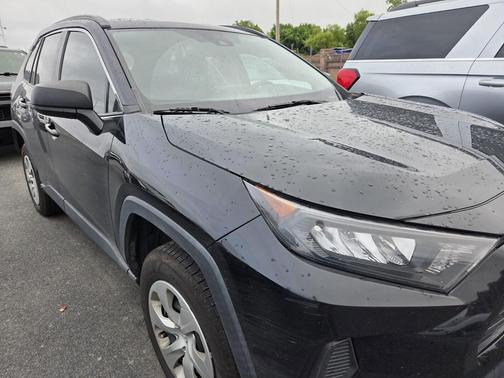 Midnight Black Metallic 2019 Toyota RAV4 LE