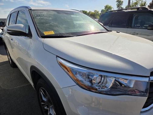 Blizzard Pearl 2016 Toyota Highlander Limited