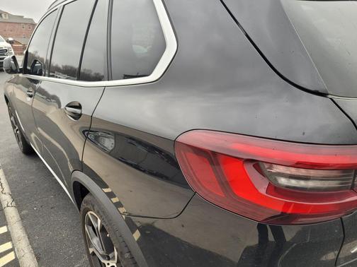 2023 BMW X5 sDrive40i