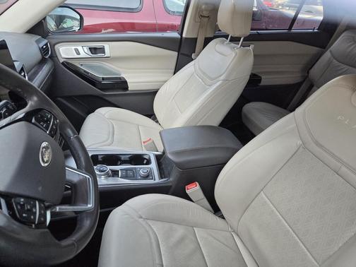 STAR WHITE MET TRI-COAT 2021 Ford Explorer Platinum