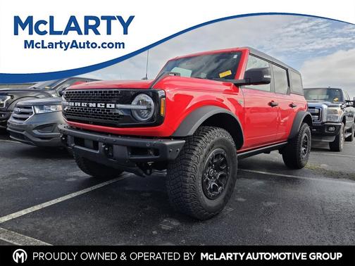 RACE RED 2024 Ford Bronco Wildtrak