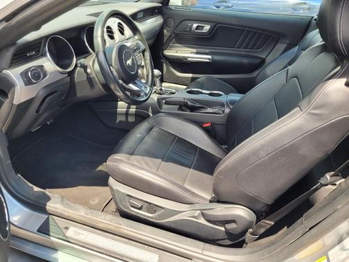 2023 Ford Mustang EcoBoost Premium