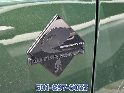 Eruption Green Metallic 2025 Ford Bronco Outer Banks