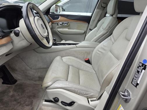 Luminous Sand Metallic 2016 Volvo XC90 T6 Inscription
