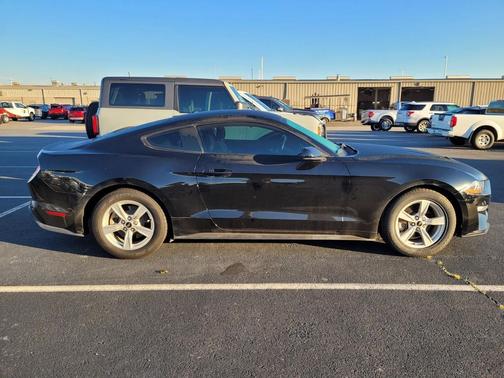 2020 Ford Mustang EcoBoost
