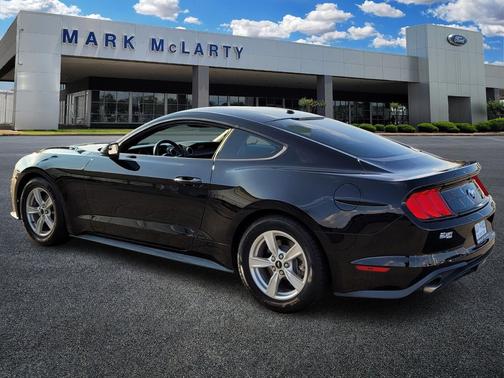 2020 Ford Mustang EcoBoost