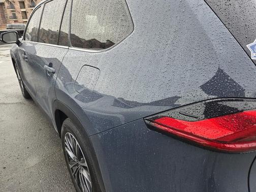 Storm Cloud 2024 Toyota Grand Highlander Hybrid Limited MAX