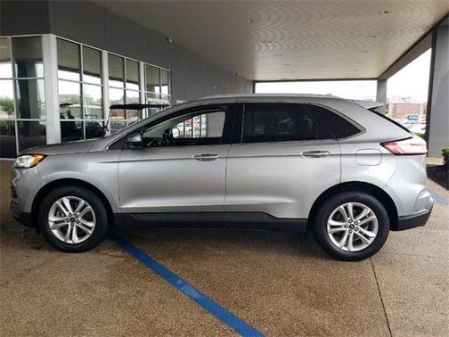 Photo 4 of 24 of 2020 Ford Edge SEL